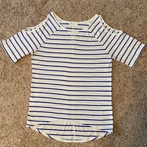 H&M White & Blue Cold Shoulder Short Sleeved Shirt